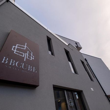 Bbcube Hotell Porto Viro Exteriör bild