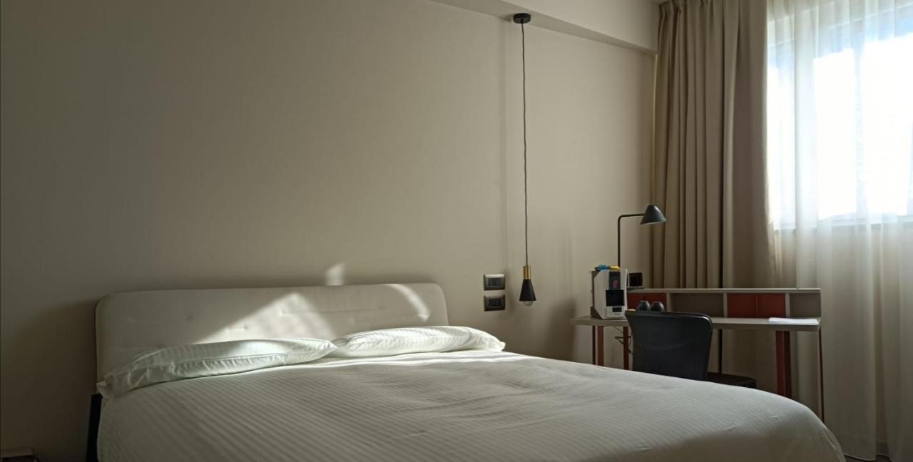 Bbcube Hotell Porto Viro Exteriör bild