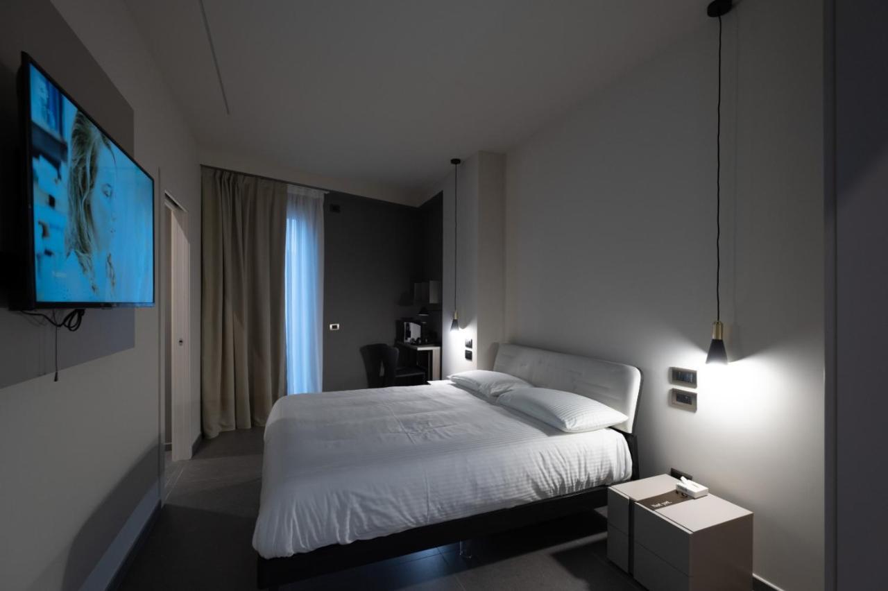 Bbcube Hotell Porto Viro Exteriör bild
